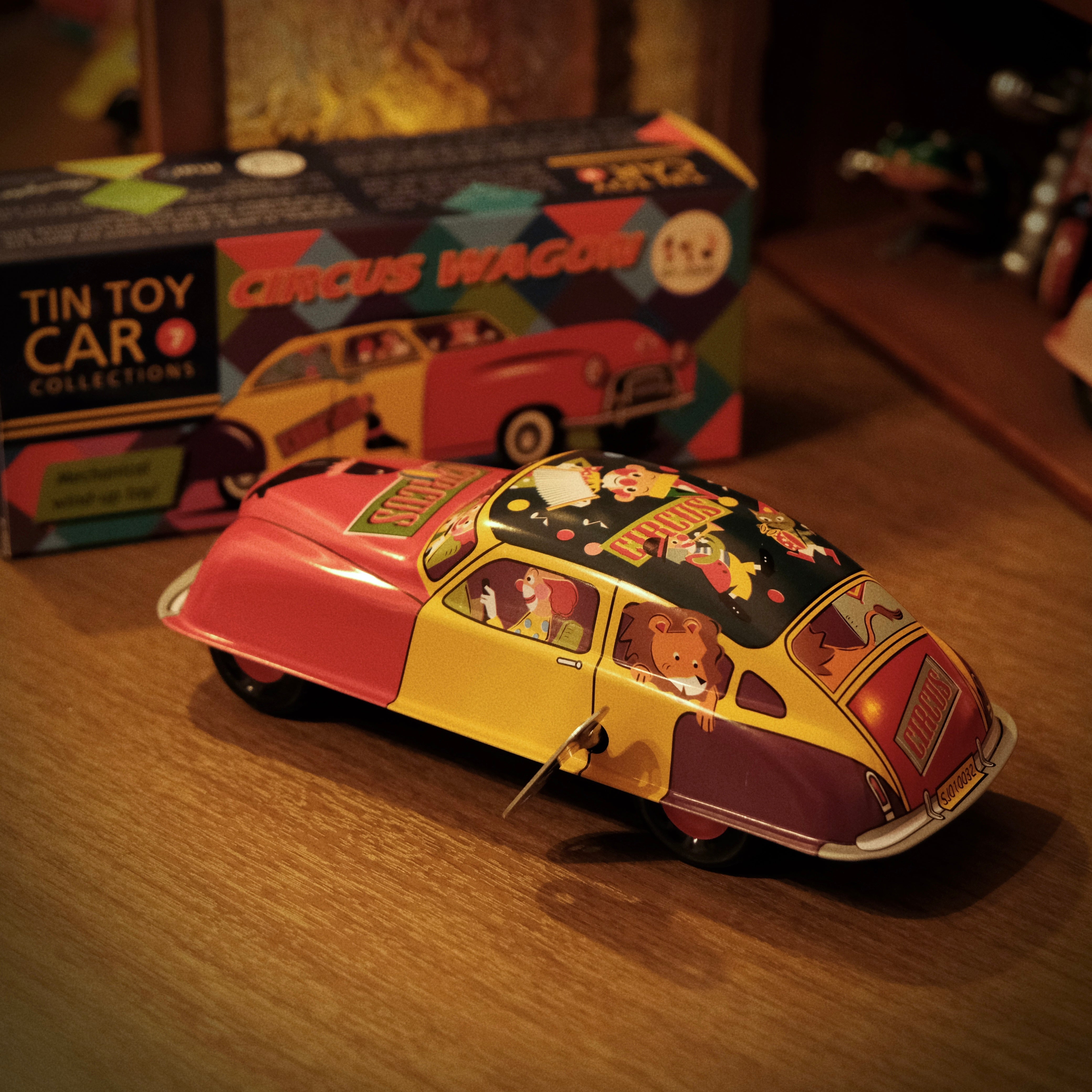 Circus Wagon FunClox