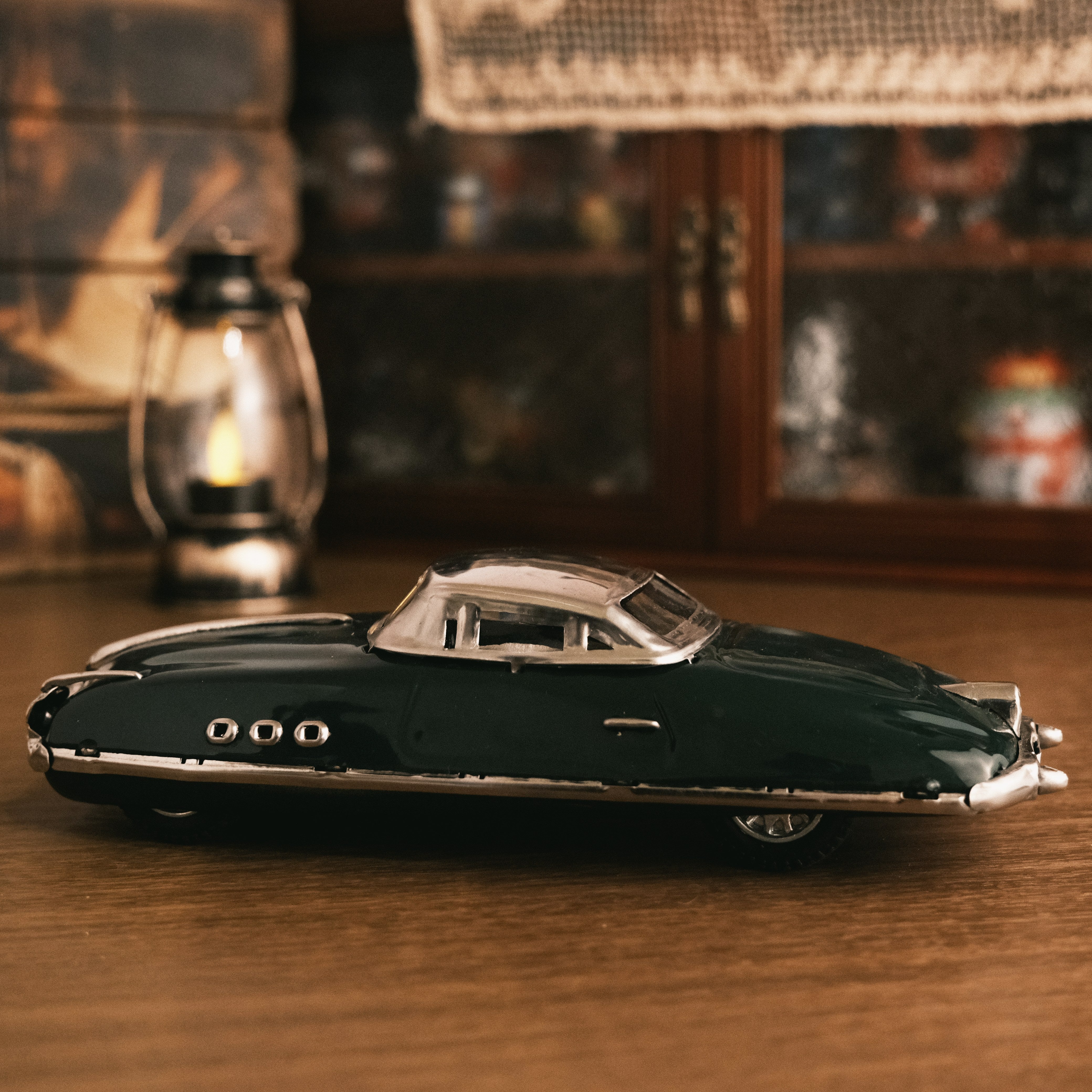 Premium Sedan FunClox