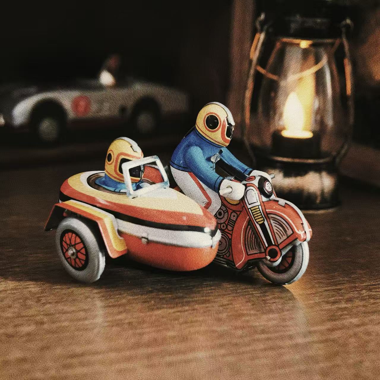 Three-Wheeled Motorcycle Racer FunClox