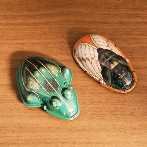 Vintage Tin Cicada Clicker FunClox