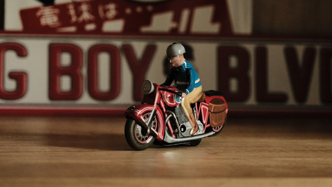 Single Rider Motorcycle http://detail.1688.com/offer/829585062317.html