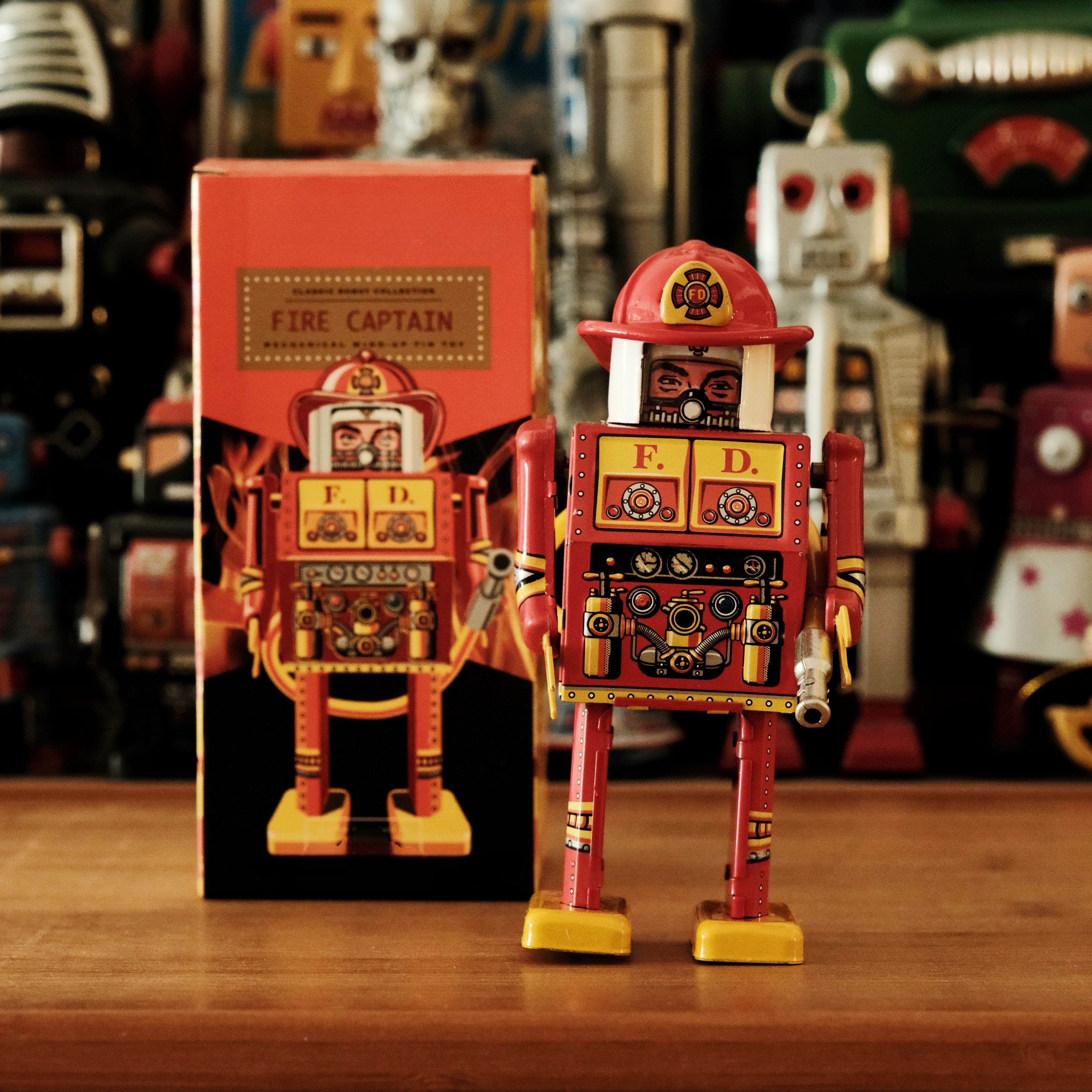 Retro Wind-Up Fire Captain Robot |Vintage Metal Tin Toy | Classic ...