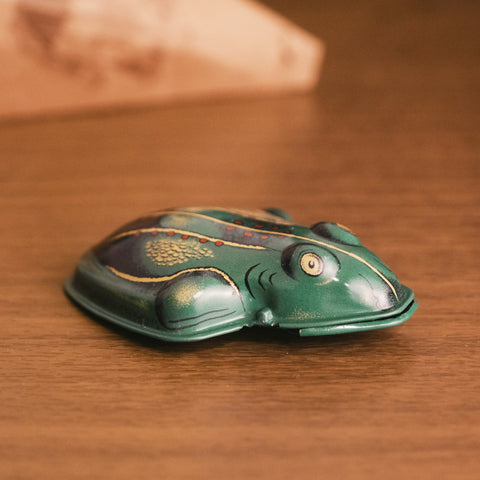 Vintage Tin Frog Clicker FunClox