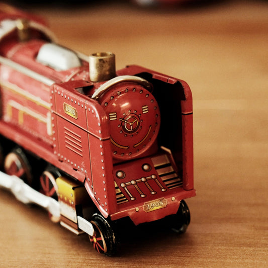 Internal Combustion Locomotive - FunClox