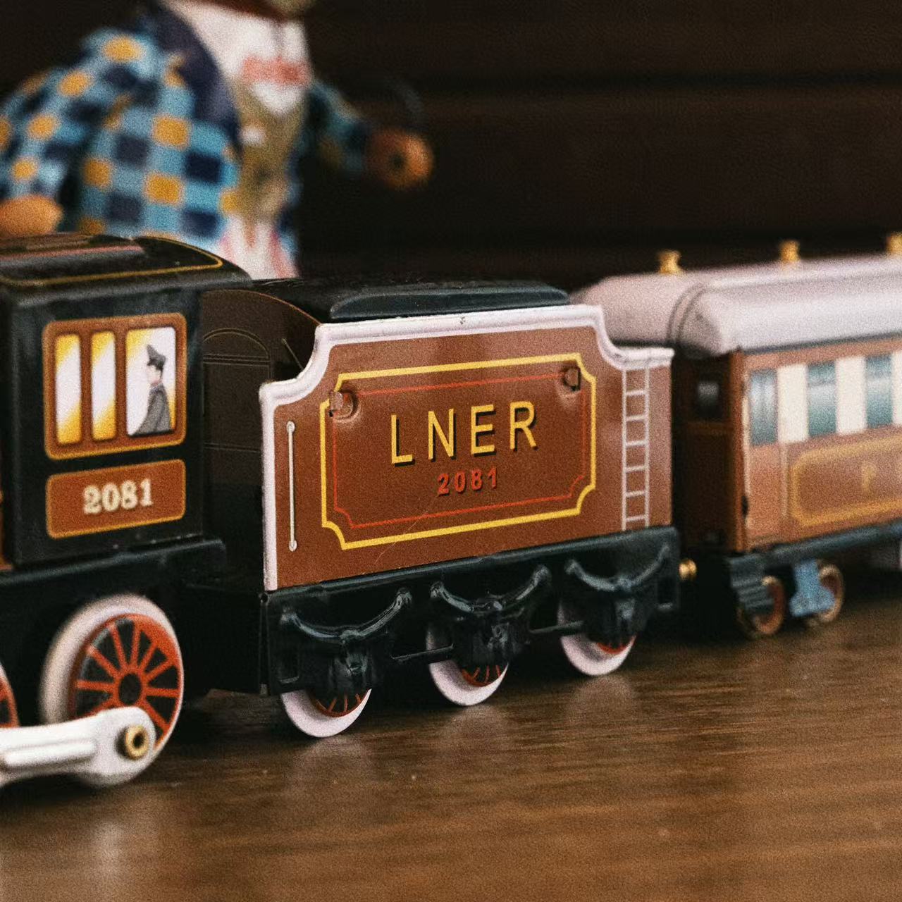 LNER Pullman Train FunClox