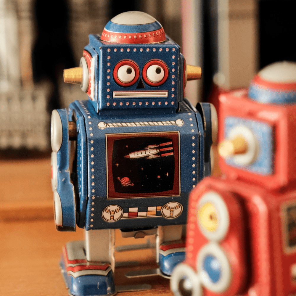 Mini Table Robort Pocket-Size Gift & Desk Companion - Mini Robot Wind-Up Tin Collectible ...