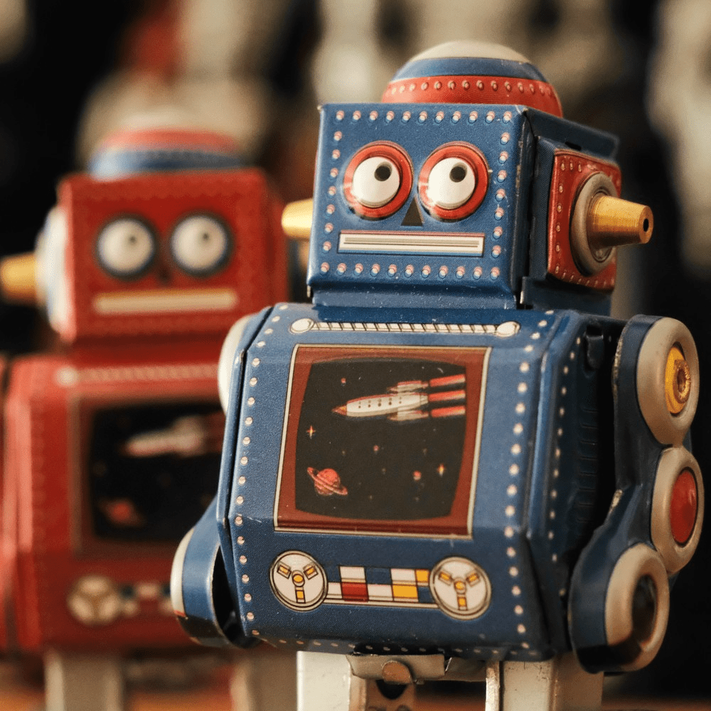 Mini Table Robort Pocket-Size Gift & Desk Companion - Mini Robot Wind-Up Tin Collectible ...