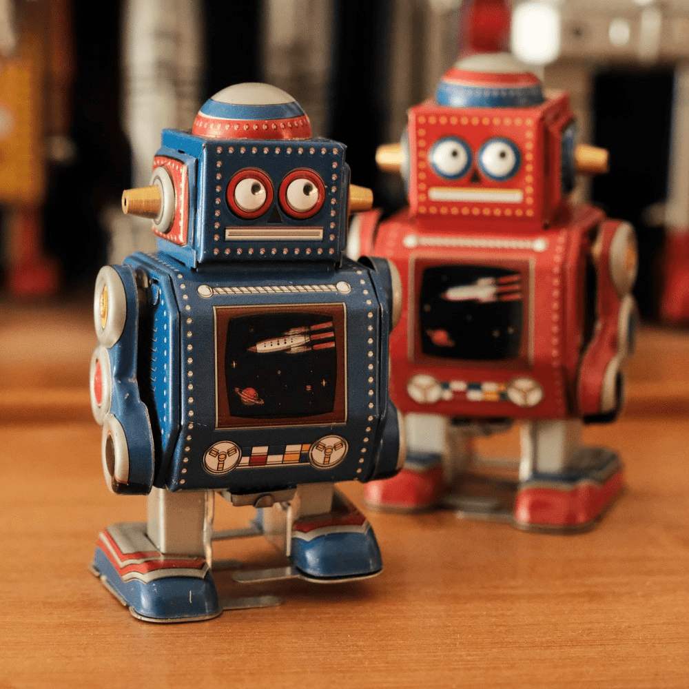 Pocket-Size Gift & Desk Companion - Mini Robot Wind-Up Tin Collectible ...