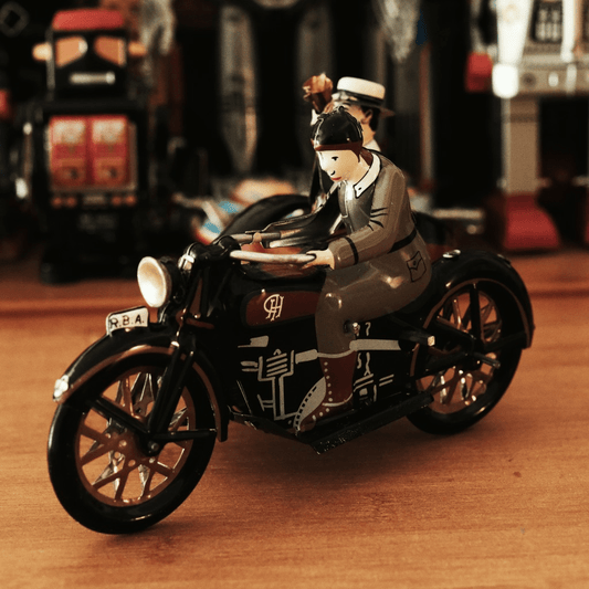 PAYA Three - Wheeled Motorcycle - FunClox