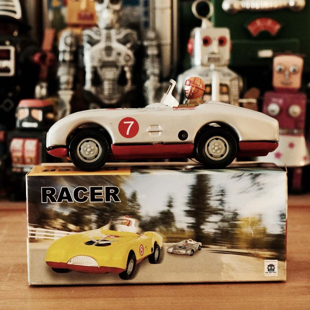 Retro No.7 Race Car - FunClox