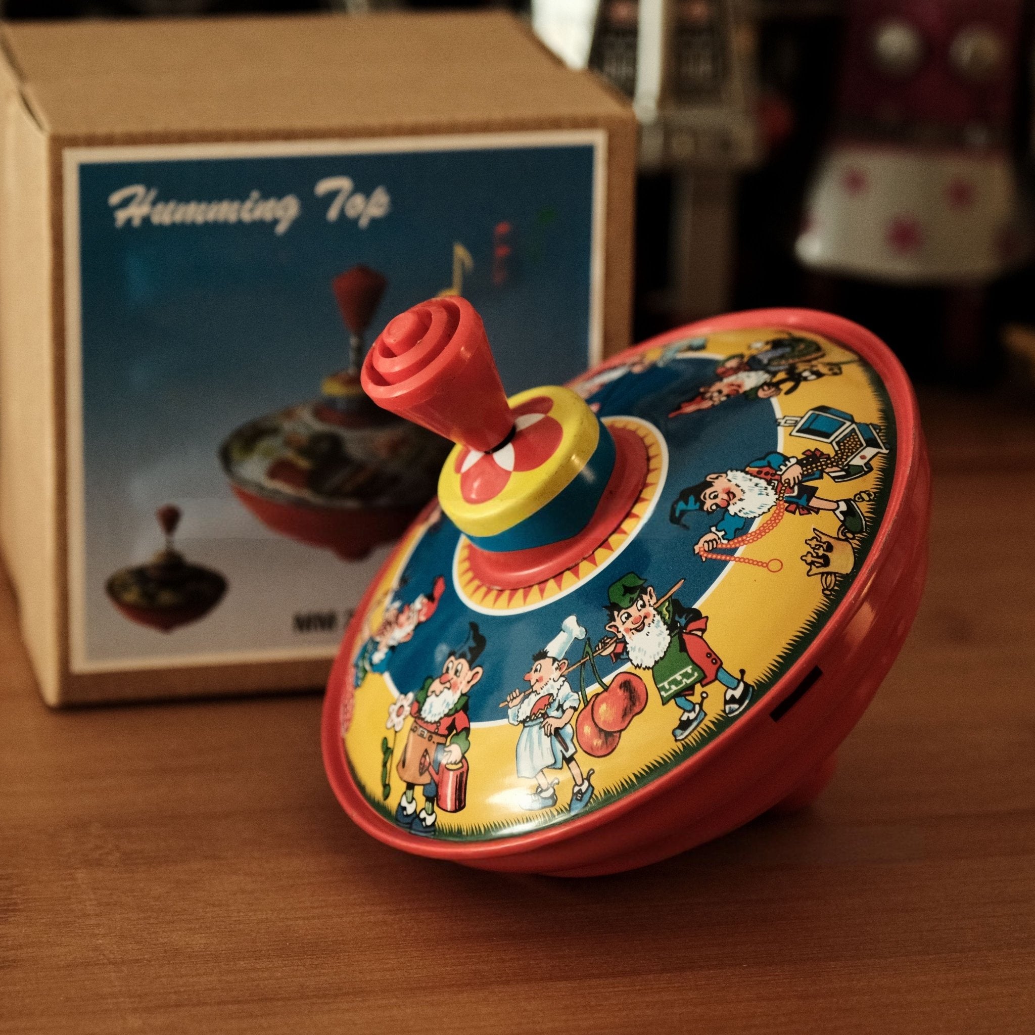 Retro Spinning Top - FunClox