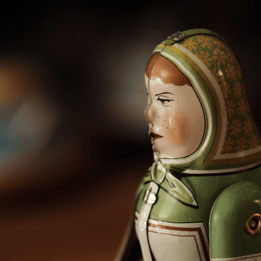 Russian Woman - FunClox