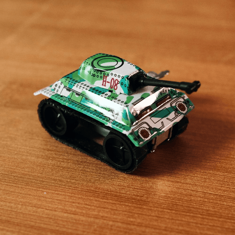 Wind - Up Mini Tank - FunClox