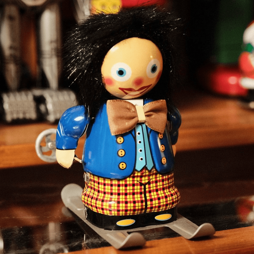 Wind - Up Skier Boy - FunClox